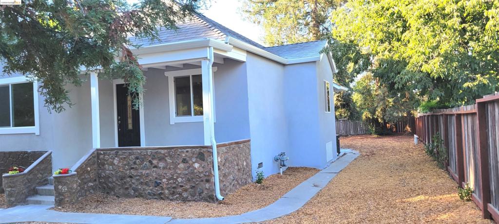 PLEASANTON - Residential