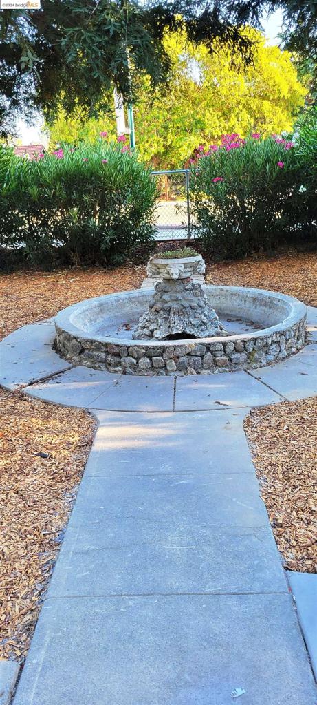 PLEASANTON - Residential