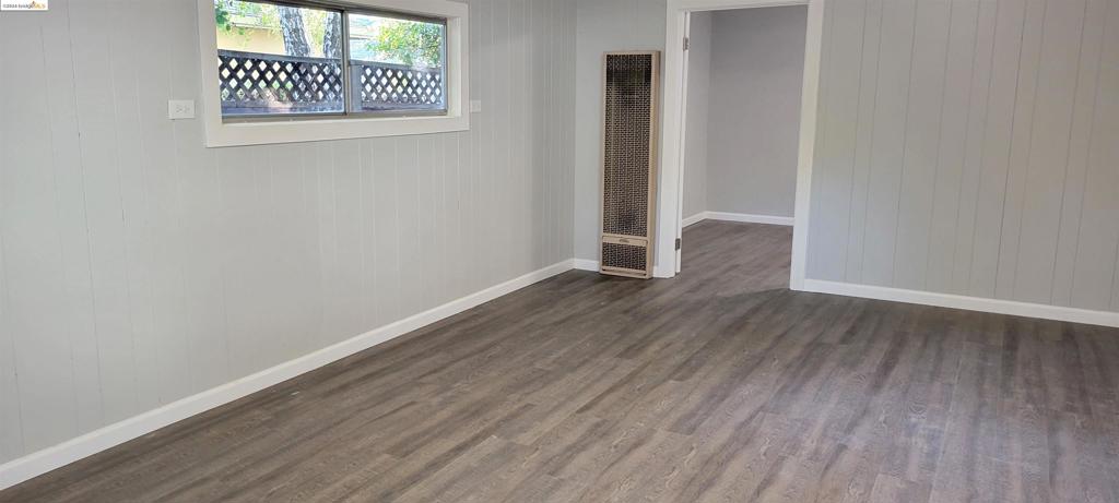 PLEASANTON - Residential