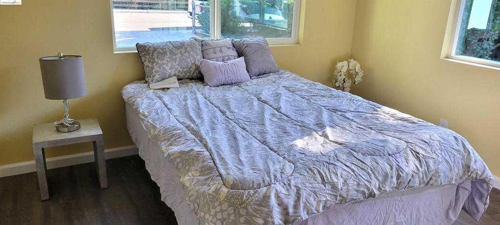 PLEASANTON - Residential