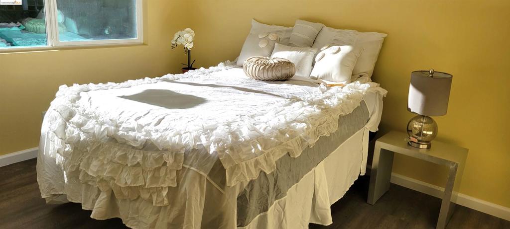 PLEASANTON - Residential