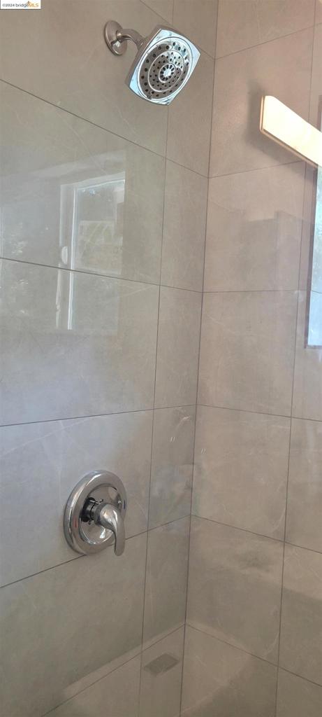 PLEASANTON - Residential