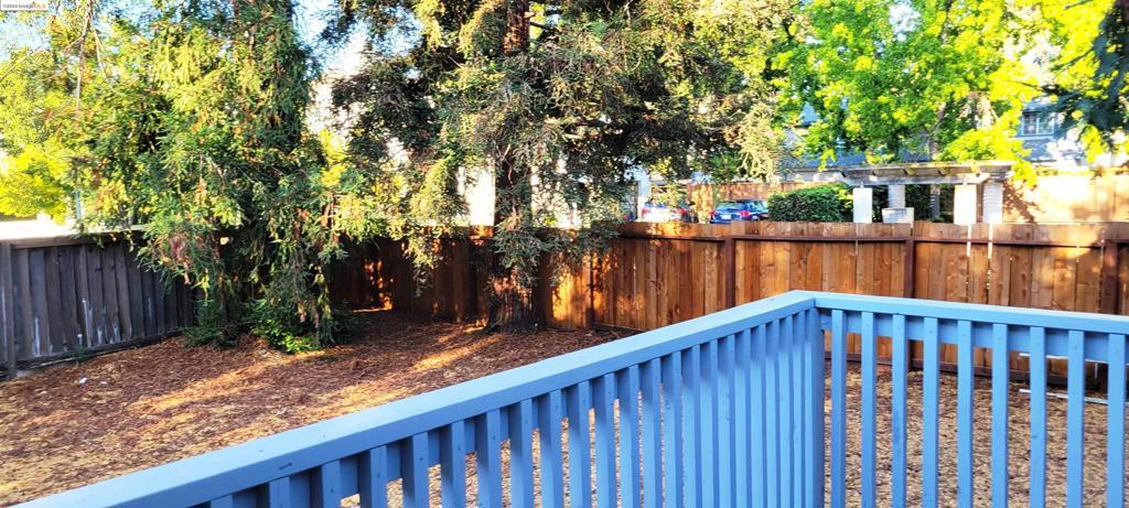 PLEASANTON - Residential