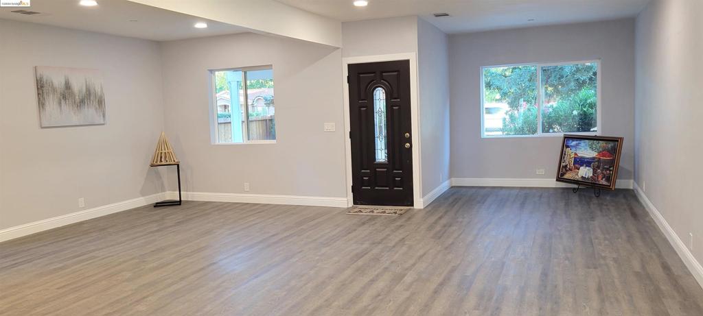 PLEASANTON - Residential