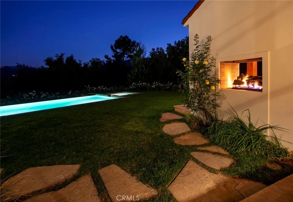 Malibu, California 90265, United States, 4 Bedrooms Bedrooms, ,5 BathroomsBathrooms,Residential,Active,209870