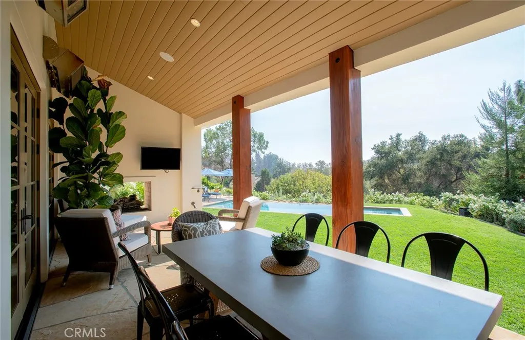 Malibu, California 90265, United States, 4 Bedrooms Bedrooms, ,5 BathroomsBathrooms,Residential,Active,209870