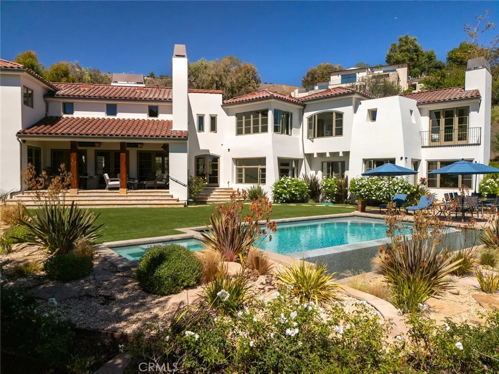 Malibu, California 90265, United States, 4 Bedrooms Bedrooms, ,5 BathroomsBathrooms,Residential,Active,209870