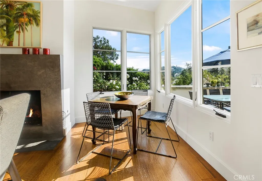 Malibu, California 90265, United States, 4 Bedrooms Bedrooms, ,5 BathroomsBathrooms,Residential,Active,209870