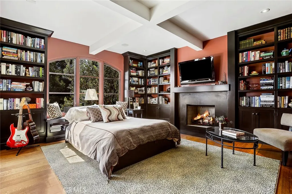 Malibu, California 90265, United States, 4 Bedrooms Bedrooms, ,5 BathroomsBathrooms,Residential,Active,209870