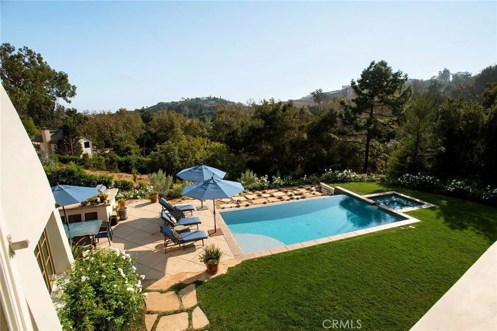 Malibu, California 90265, United States, 4 Bedrooms Bedrooms, ,5 BathroomsBathrooms,Residential,Active,209870