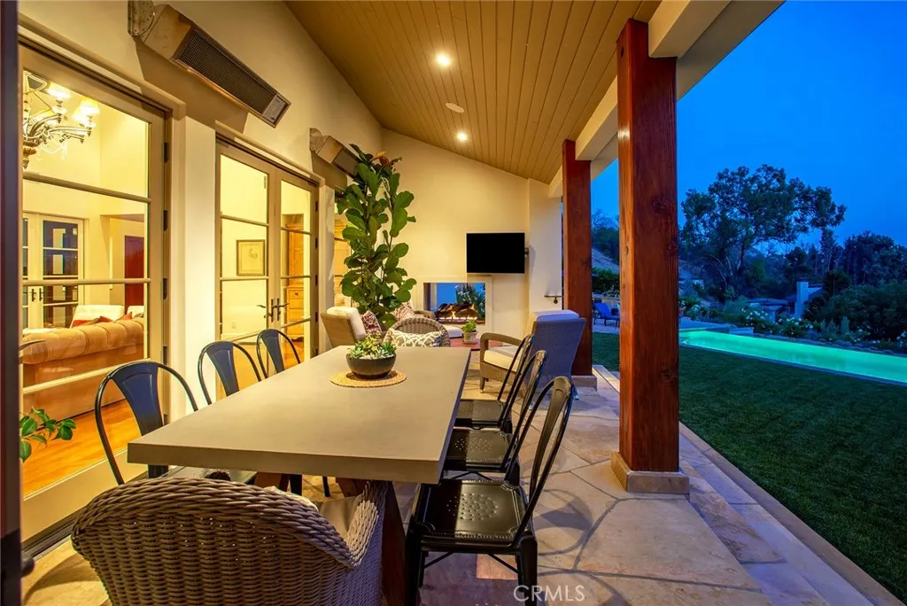 Malibu, California 90265, United States, 4 Bedrooms Bedrooms, ,5 BathroomsBathrooms,Residential,Active,209870