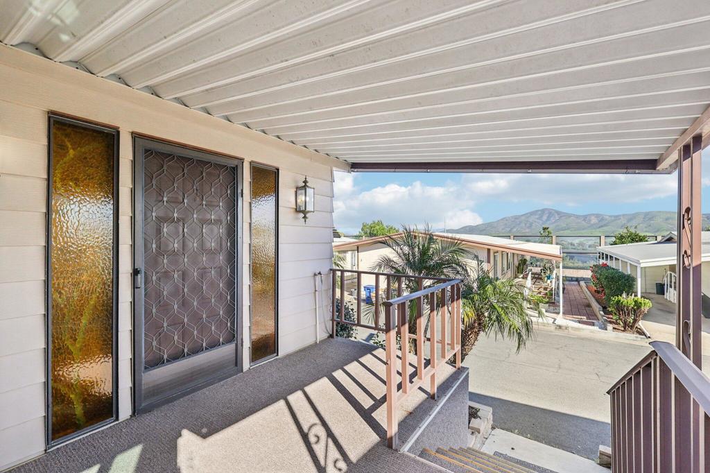 275 S Worthington Street 14