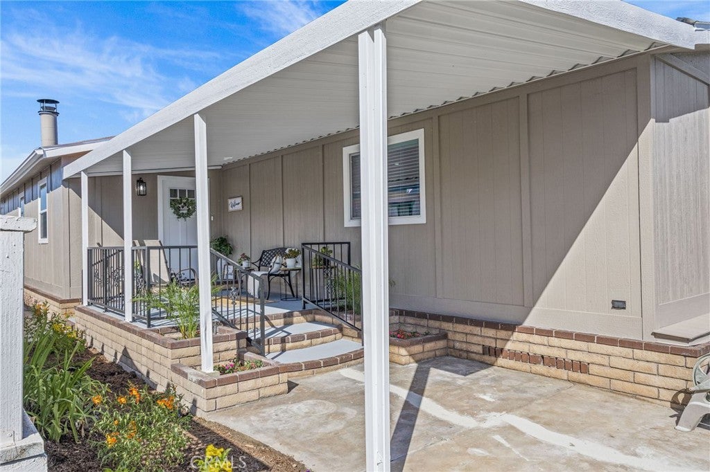 1352 Clear Lake Drive 71