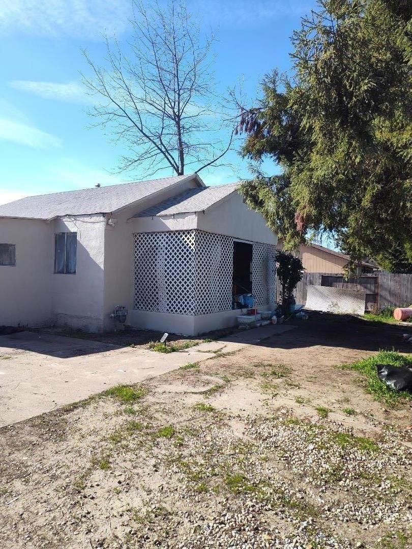 Investor Special 5670 Riverside Dr, Olivehurst | $180,000 ARV: $360,000+ | Tons of Upside | Room to Add Value This is the opportunity youve been waiting for. 5670 Riverside Dr is a lightly distressed property in a growing area of Olivehurst, perfect for investors or developers looking for a high-upside flip or long-term rental. Sitting on a generous lot, the home has solid bones and just needs some TLC to bring it back to life. Cosmetic updates and modern touches will easily push the ARV to $360,000 or more based on comps in the area. With inventory still tight and demand staying strong, this is your chance to secure a deal well under market value. Whether you're looking to fix and flip or hold and rent, this property checks all the boxes. Priced to move at $180,000 Located near parks, schools, and freeway access Estimated ARV: $360,000+ Light-to-moderate rehab needed