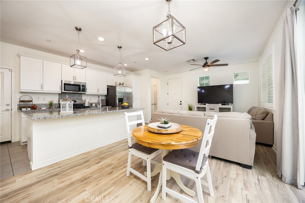 27412 Clarise Lane