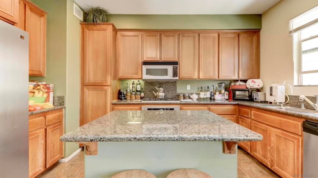 2293 Huntington Point Rd 156