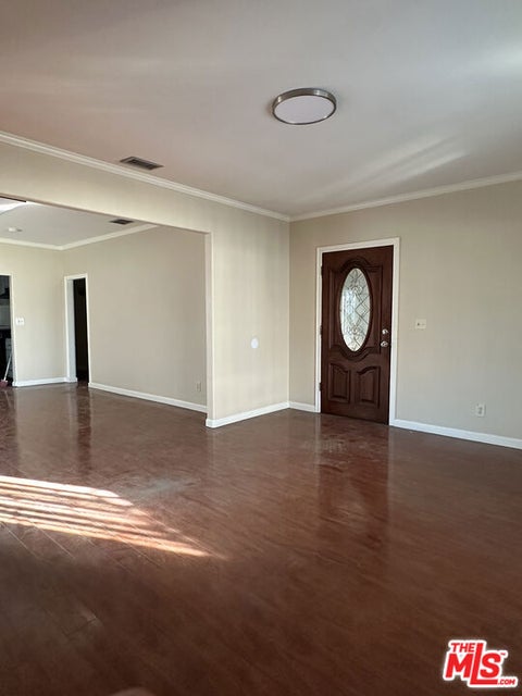 Photo of 201 S Benton Way, Los Angeles, CA 90057 (MLS # 26989603)