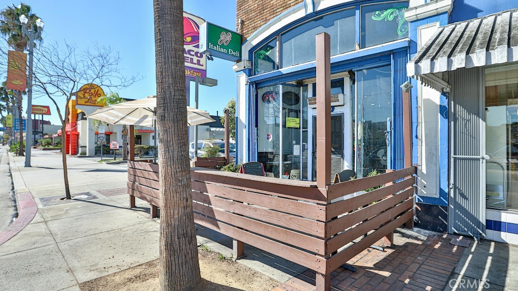 649 Long Beach Boulevard