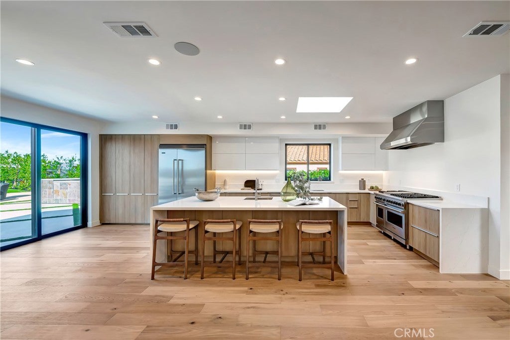 24247 Park Granada
