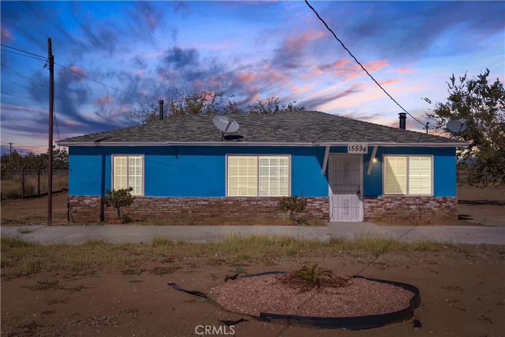 15594 Mission