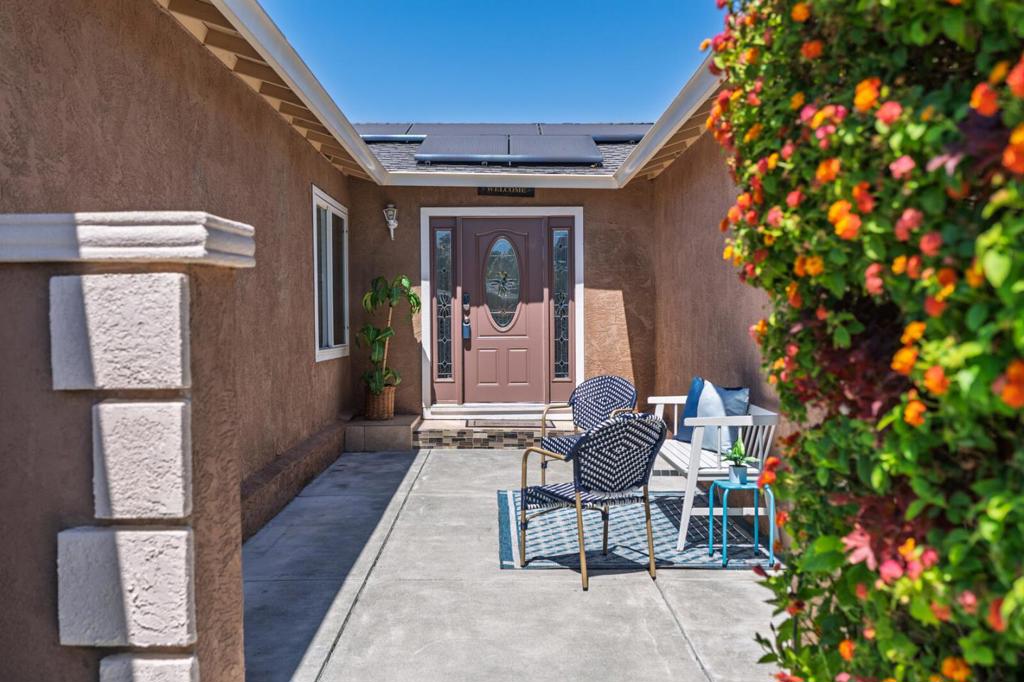 5945 Montalvo Drive