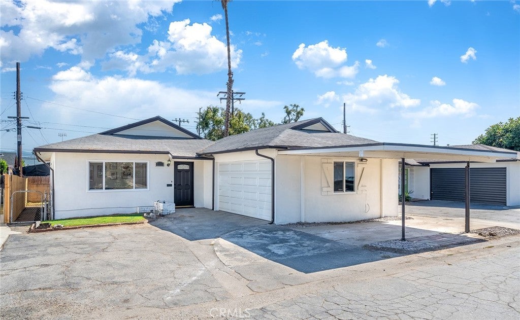 2211 1/8  Casitas Avenue