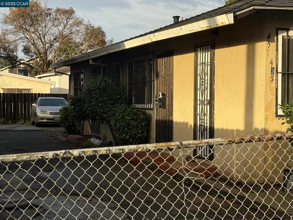 NORTH RICHMOND - Residential Income