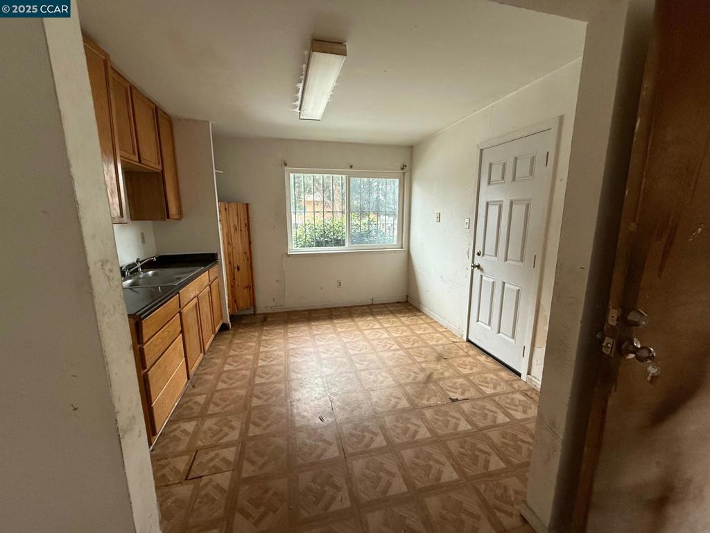 NORTH RICHMOND - Residential Income