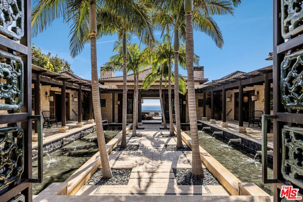 24834 Pacific Coast Highway