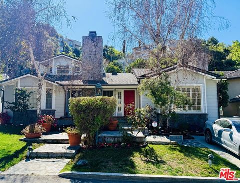 Photo of 3833 Goodland Avenue, Studio City, CA 91604 (MLS # 26661169)