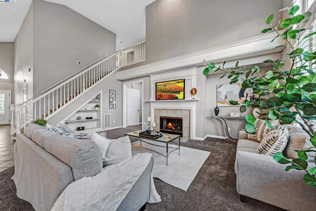 PULTE HORIZONS - Residential