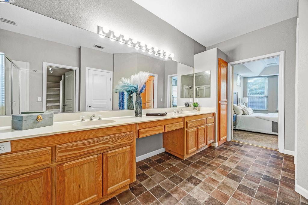 PULTE HORIZONS - Residential