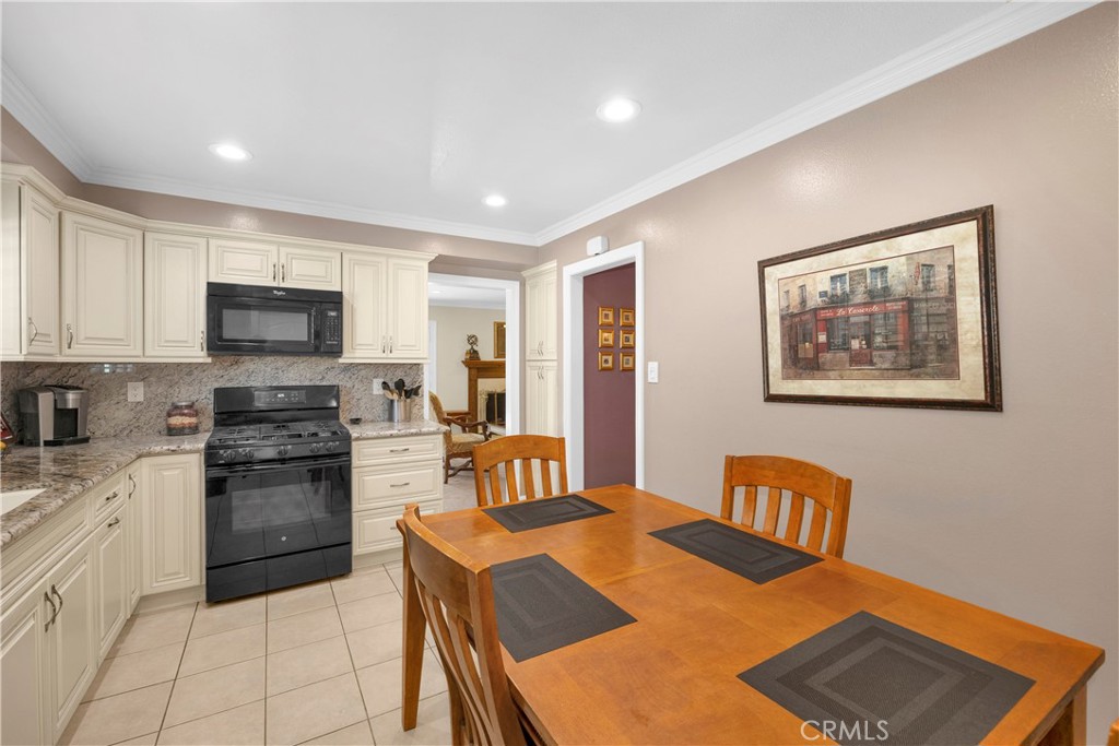 Rossmoor Highlands - Residential