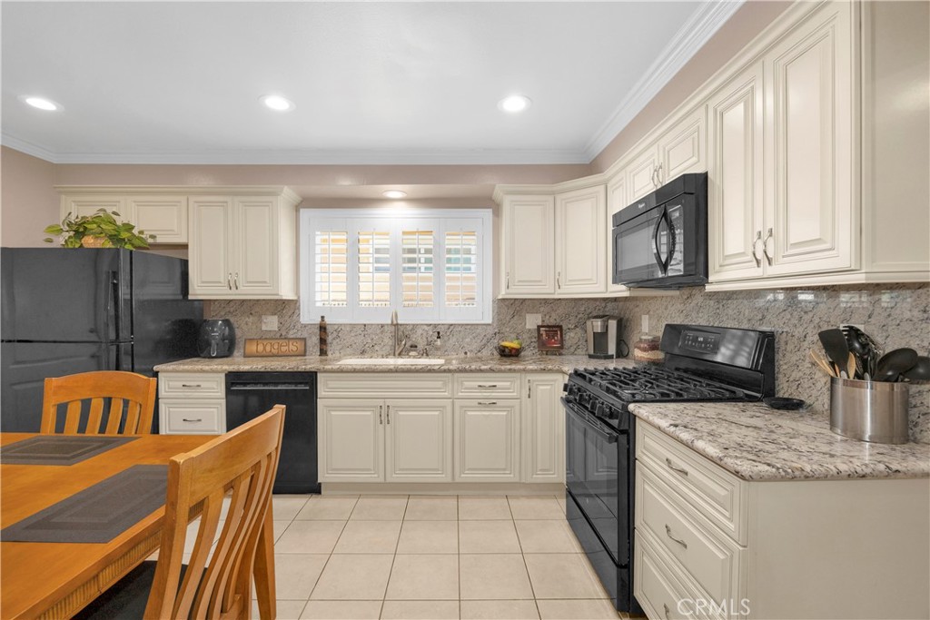 Rossmoor Highlands - Residential