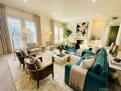 Photo of 143 N Arnaz Dr #204, Beverly Hills, CA 90211 (MLS # OC26057861)