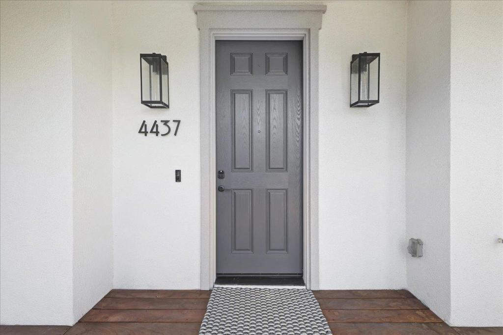4437 Sunset View Drive