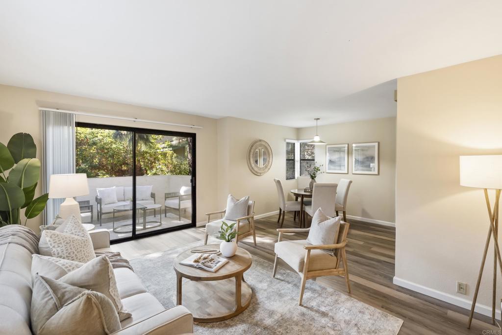 8441 Via Mallorca 76