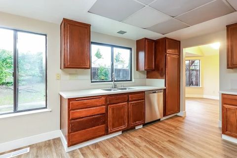 Photo of 2592 Clipper Lane #1, Fairfield, CA 94534 (MLS # IV26095114)