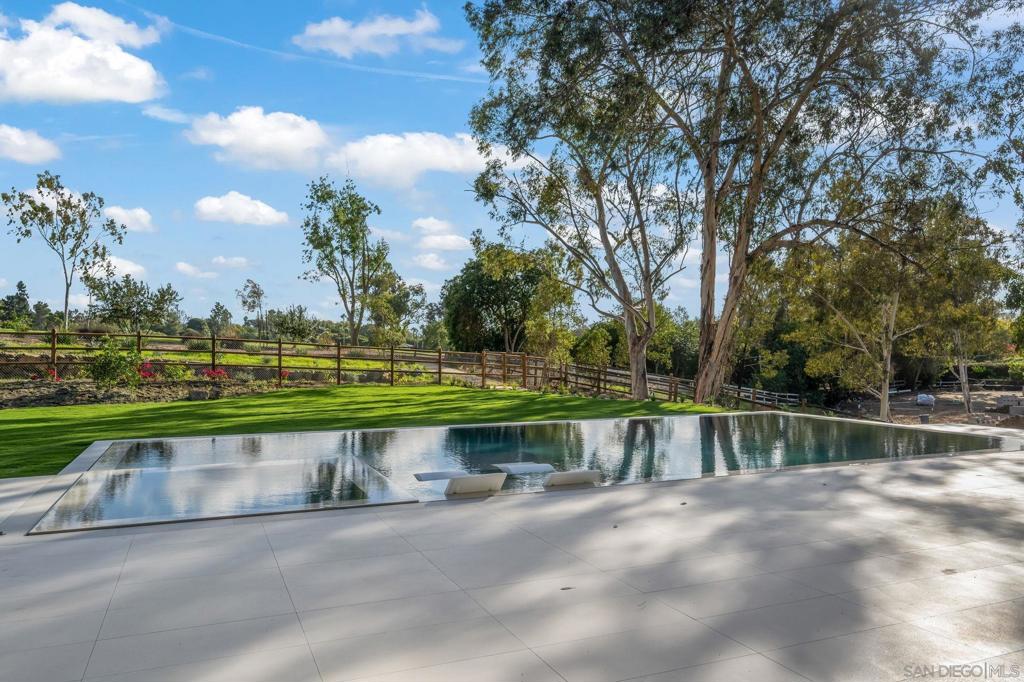 Rancho Santa Fe - Residential