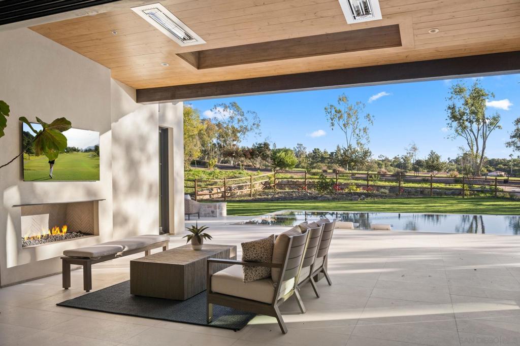 Rancho Santa Fe - Residential