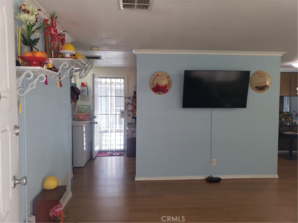 3929 W 5th Street 16