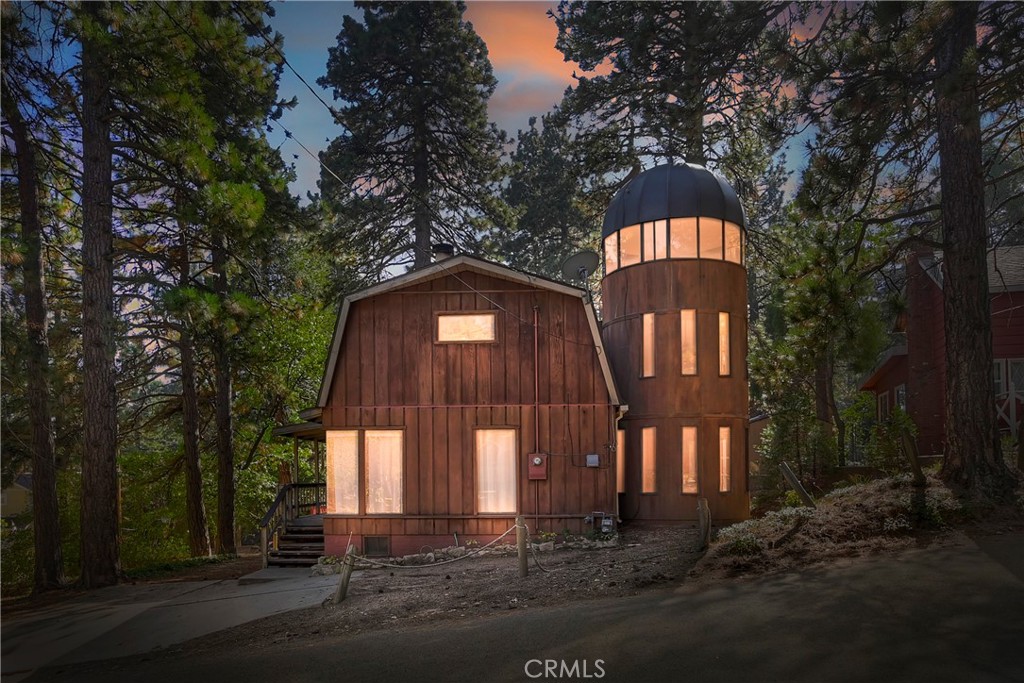 31867 Wagon Wheel Drive