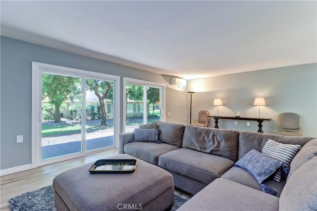 5507 Paseo Del Lago W B