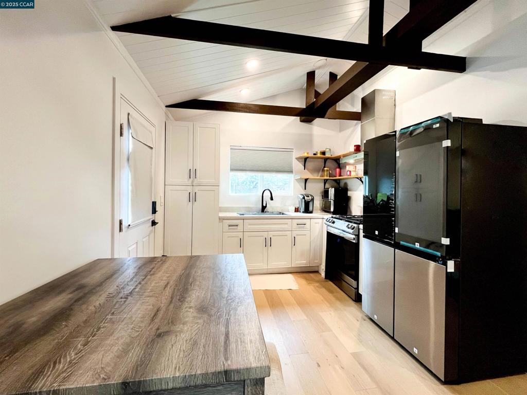 OAKLEY - Residential