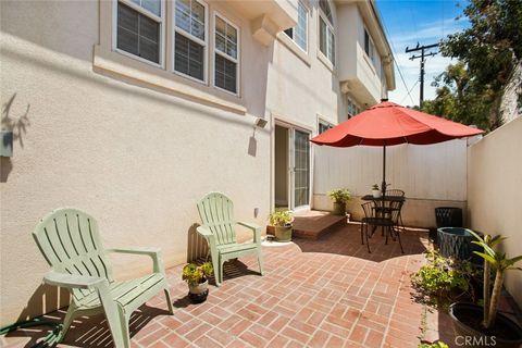 Photo of 3008 W 235th ST, Torrance, CA 90505 (MLS # TR26104541)