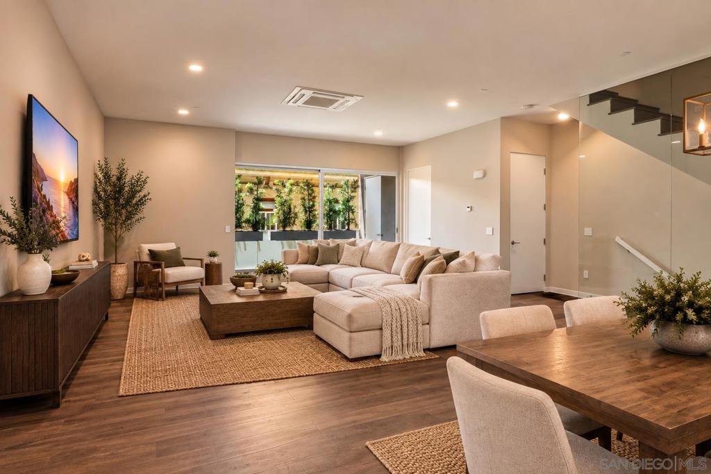3533 3rd Ave