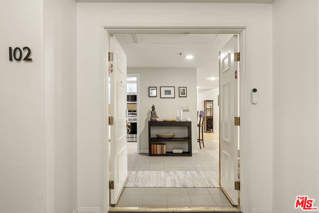 Photo of 12011 Goshen Avenue #102, Los Angeles, CA 90049 (MLS # 26684017)