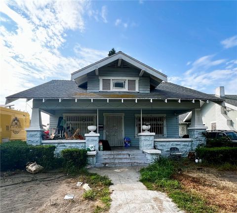 Photo of 1040 W 45th Street, Los Angeles, CA 90037 (MLS # NP25184241)