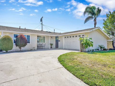 13582 Yosemite Drive Westminster CA 92683