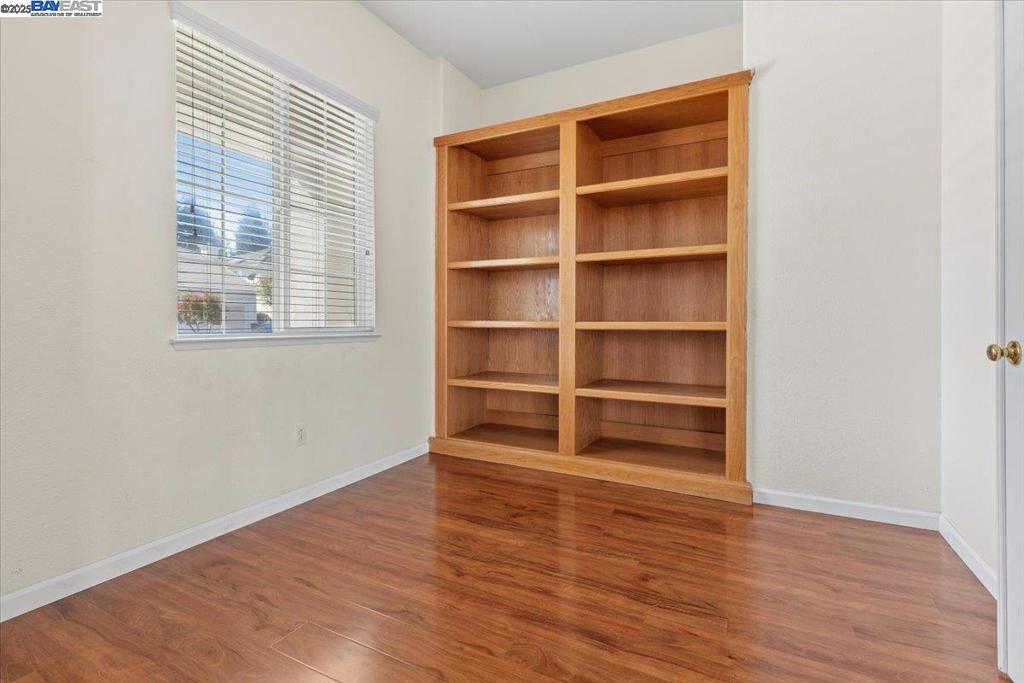 BRENTWOOD - Residential
